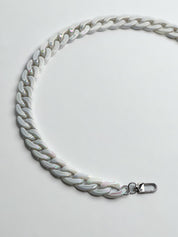 Chunky chain Iridescence
