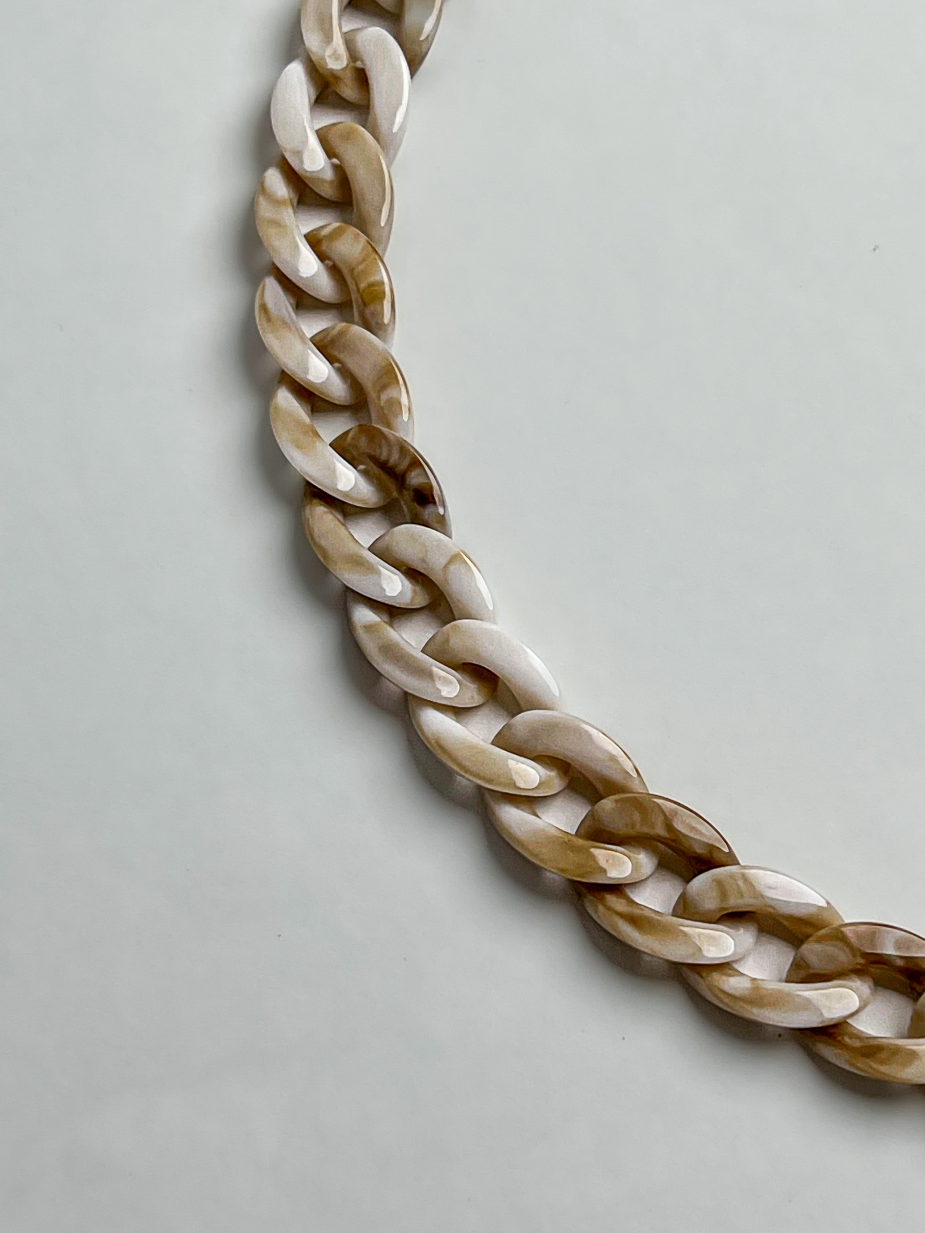 Chunky chain Light Marble